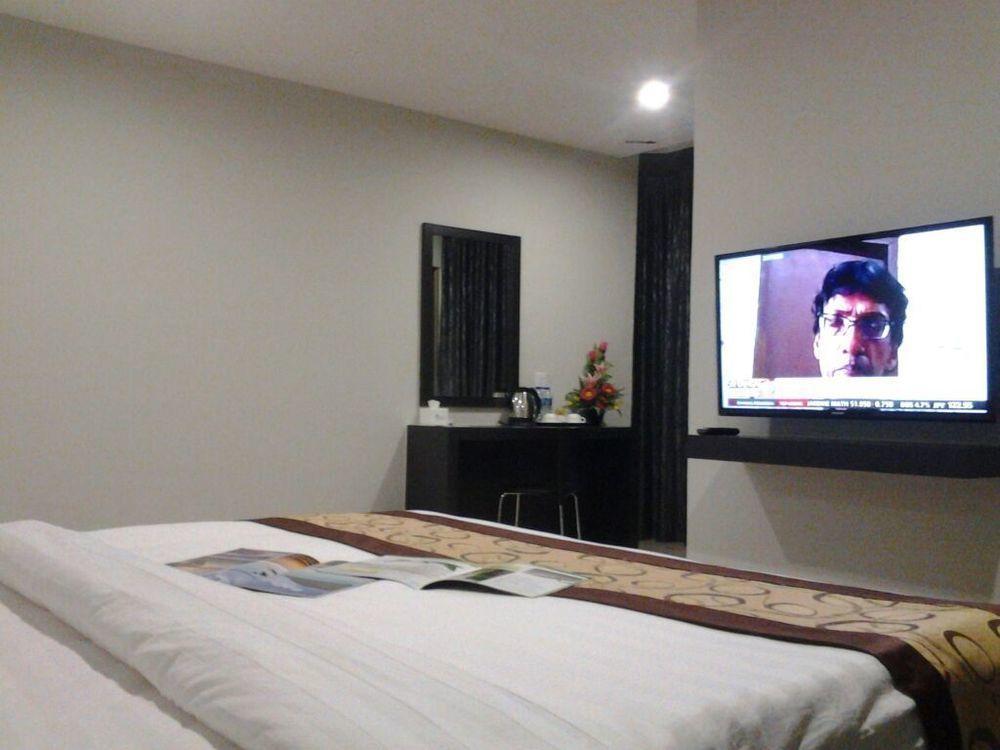 City Central Hotel Batam Екстер'єр фото