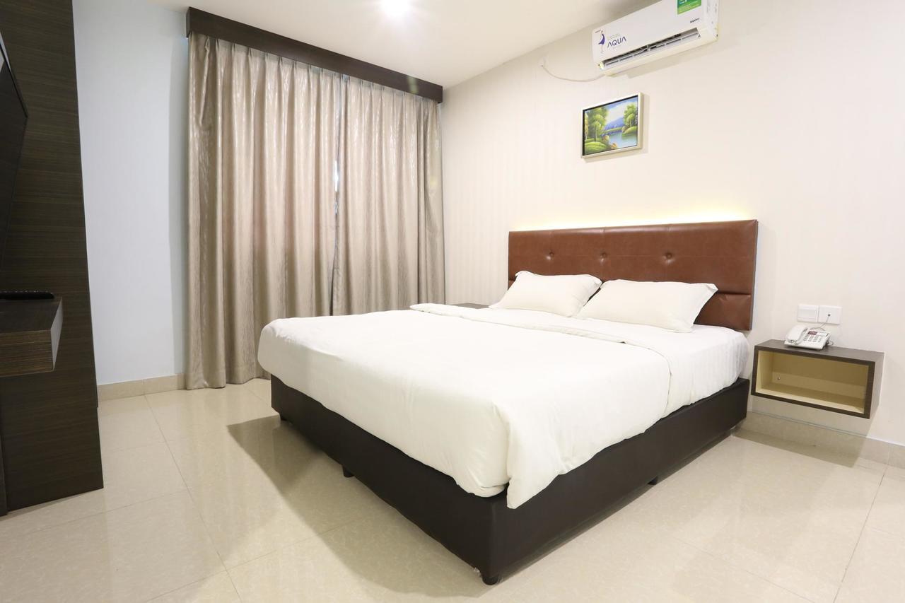 City Central Hotel Batam Екстер'єр фото